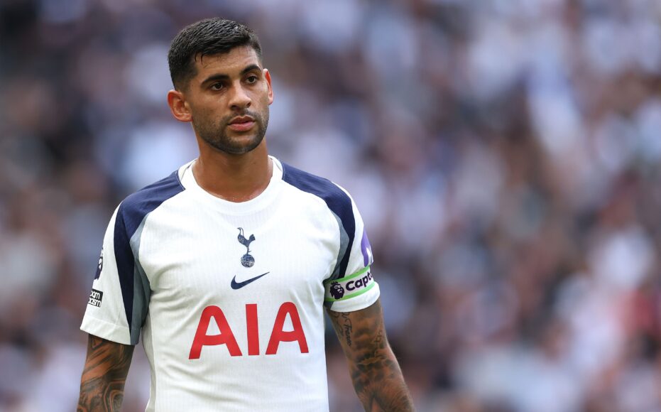 Cristian Romero celebra la llegada de un entrenador organizado a Tottenham