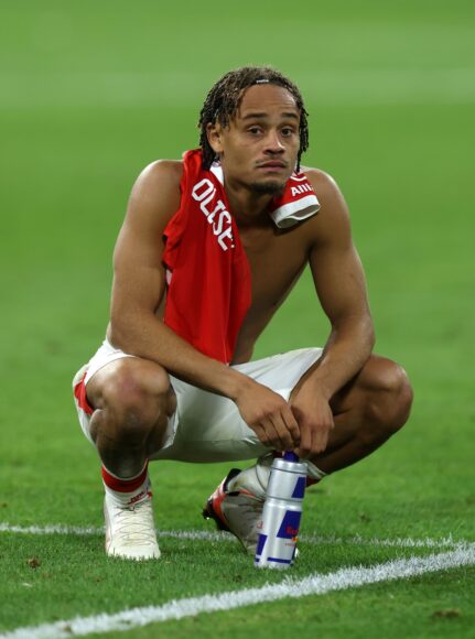 Xavi Simons lleva a compañeros de RB Leipzig a peligroso barrio de Sao Paulo