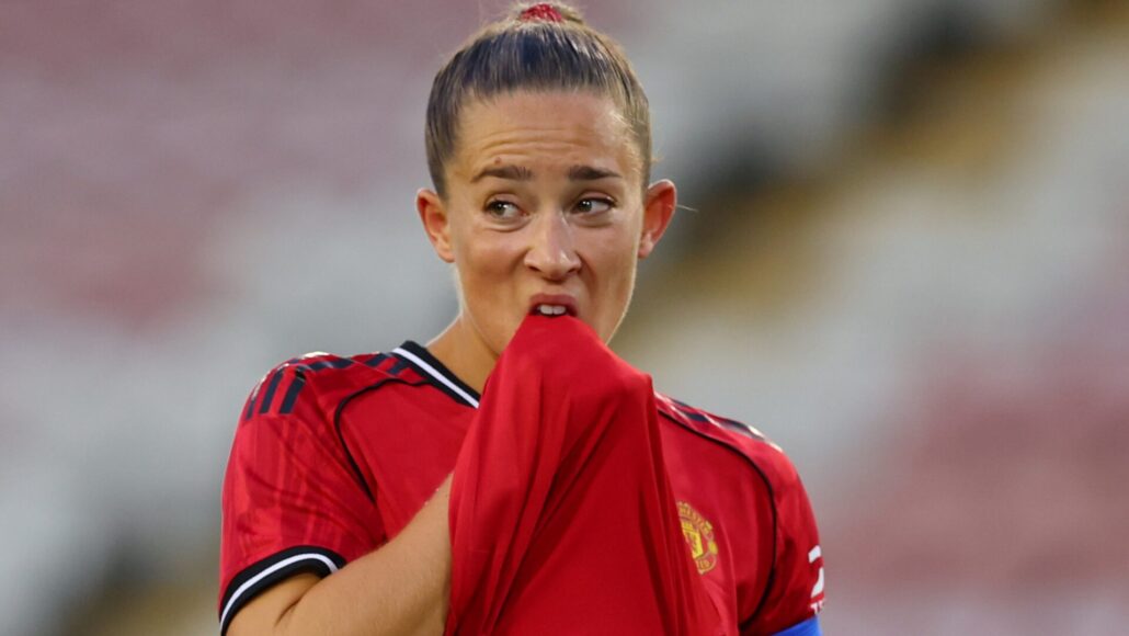 Capitana Man Utd Maya Le Tissier y su humildad como Lucy Bronze en el fútbol