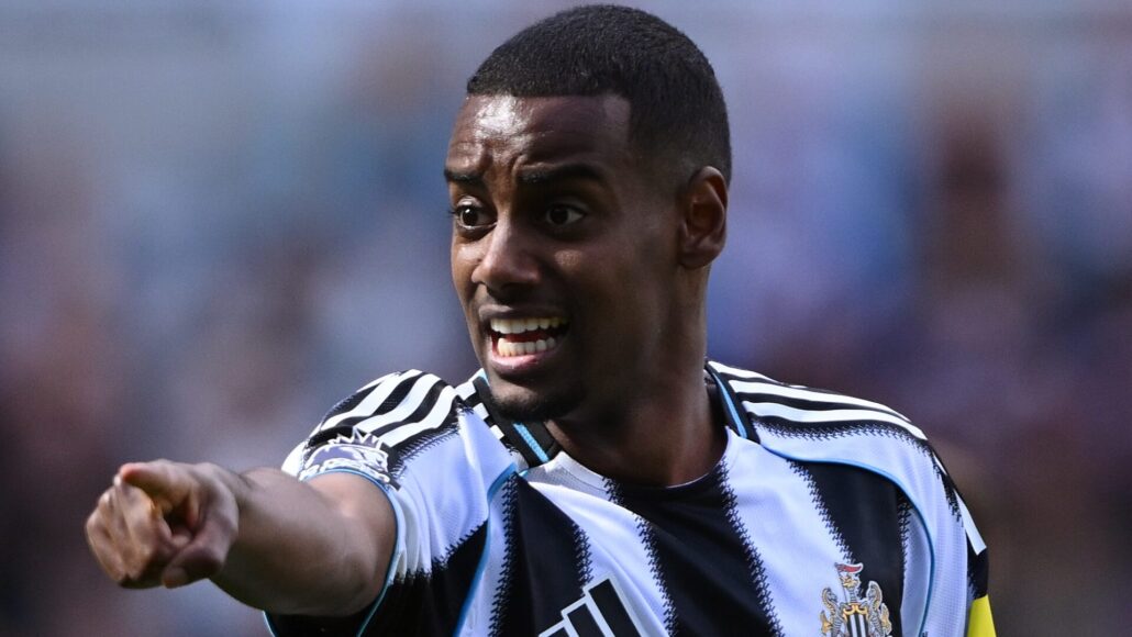 Liverpool llega a un acuerdo por el traspaso récord de Alexander Isak