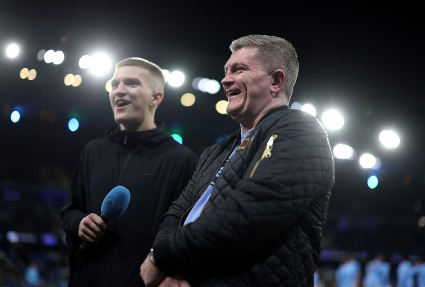Man City consternado por la muerte de Ricky Hatton, tributos al boxeador