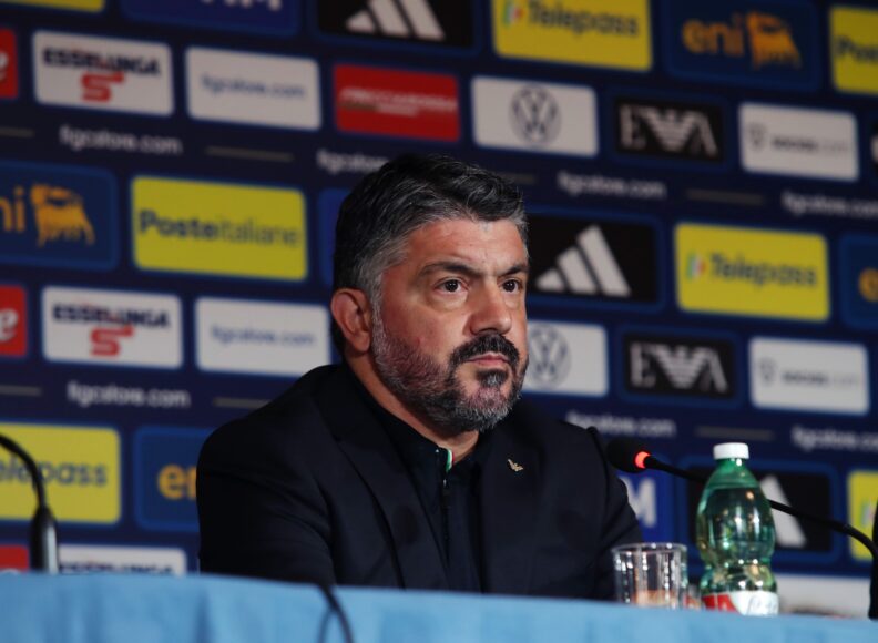 Chiesa no se siente listo para regresar a Italia, dice Gattuso sobre Liverpool