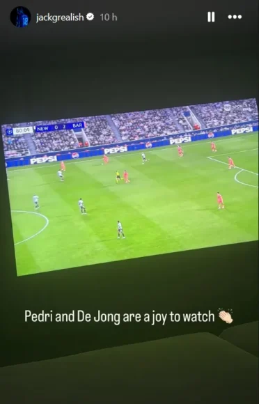 Jack Grealish y Paul Scholes elogian a Pedri y Frenkie tras masterclass en Barcelona