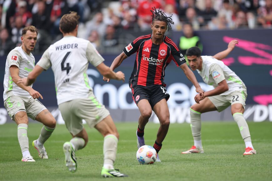 Eintracht Frankfurt rechaza oferta de €70M por joven mediocampista talentoso