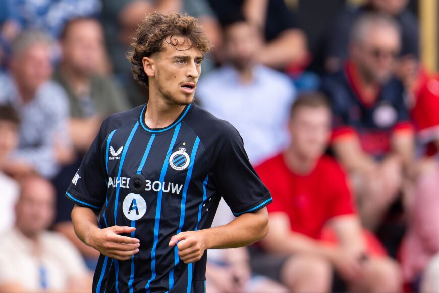 España busca fichar al prometedor defensor de Club Brugge ante futuro incierto