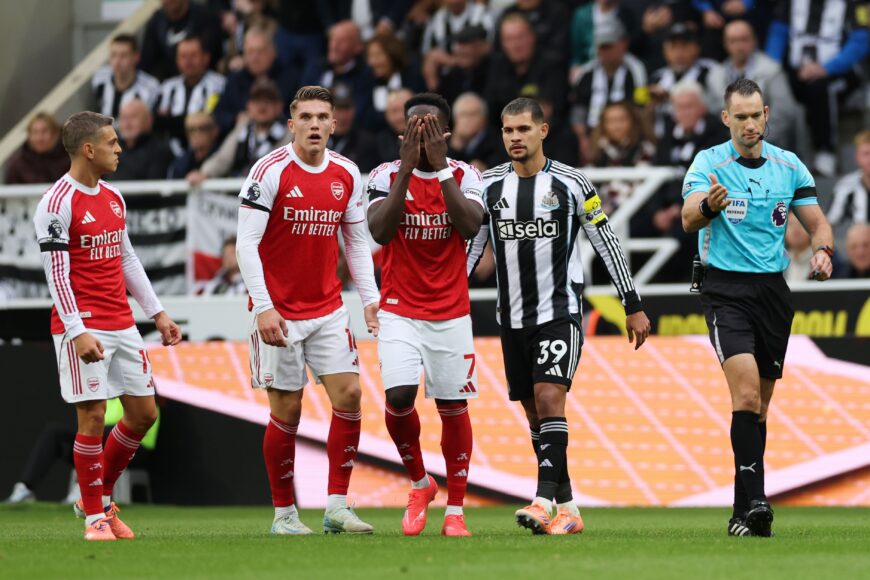 Doble rasero para Arsenal: exárbitro habla sobre penalti no sancionado a Gyokeres