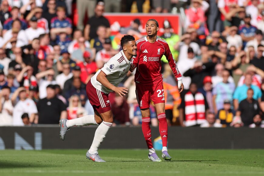 Arteta confirma lesión de Saliba en el calentamiento antes del partido con Liverpool