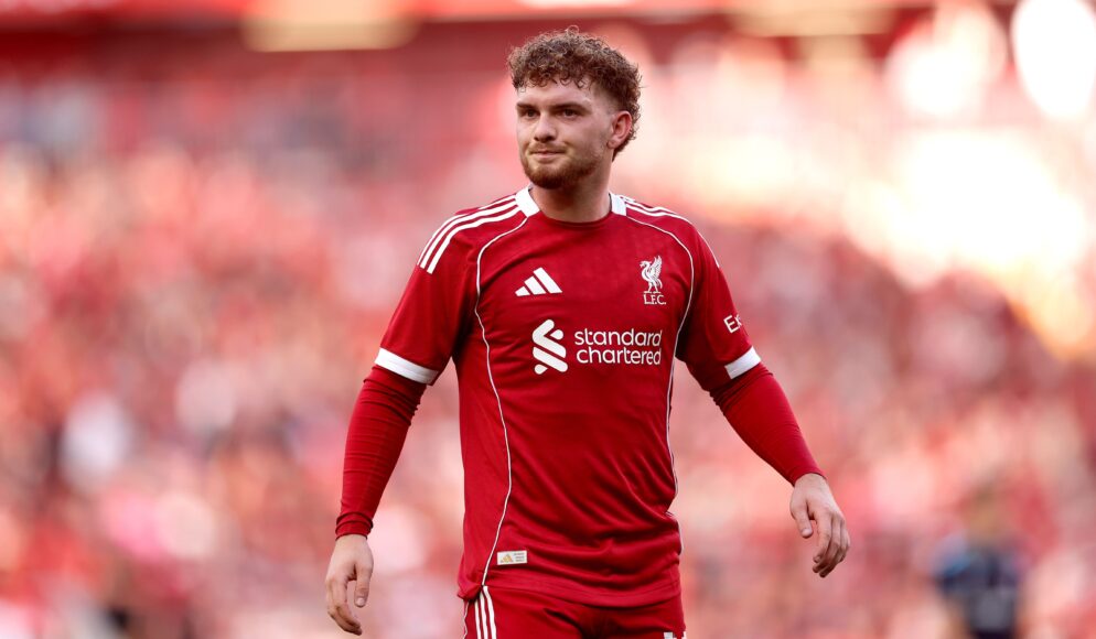 Mohamed Salah despide emocionalmente a Harvey Elliott tras su traspaso a Aston Villa