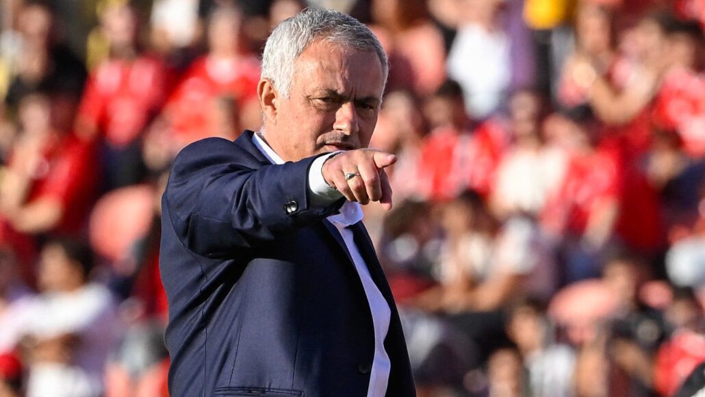 Mourinho: El Gato de Galatasaray critica al Special One tras su despido