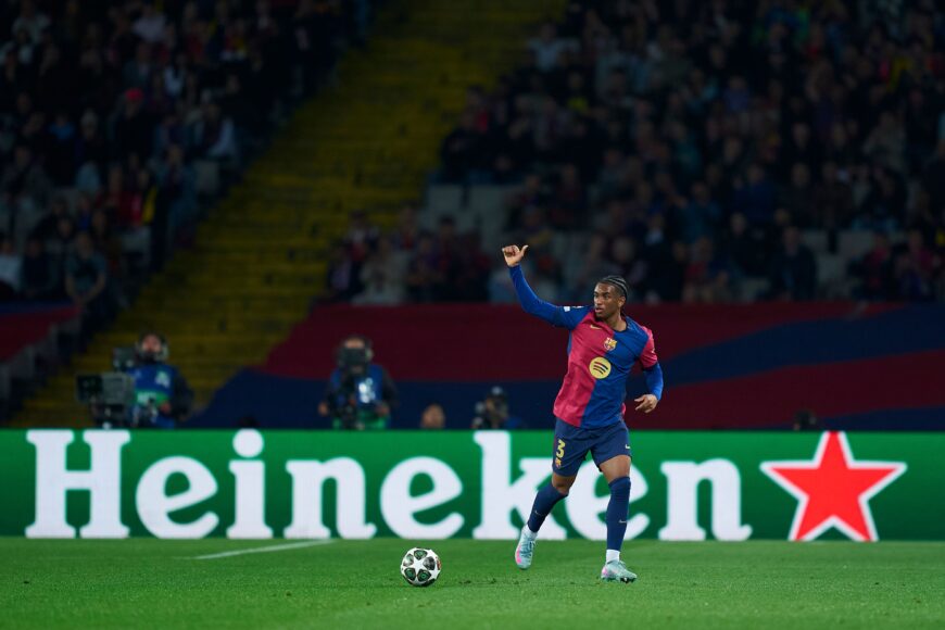 “El defensa del Barcelona critica duramente la humillante derrota ante Sevilla”