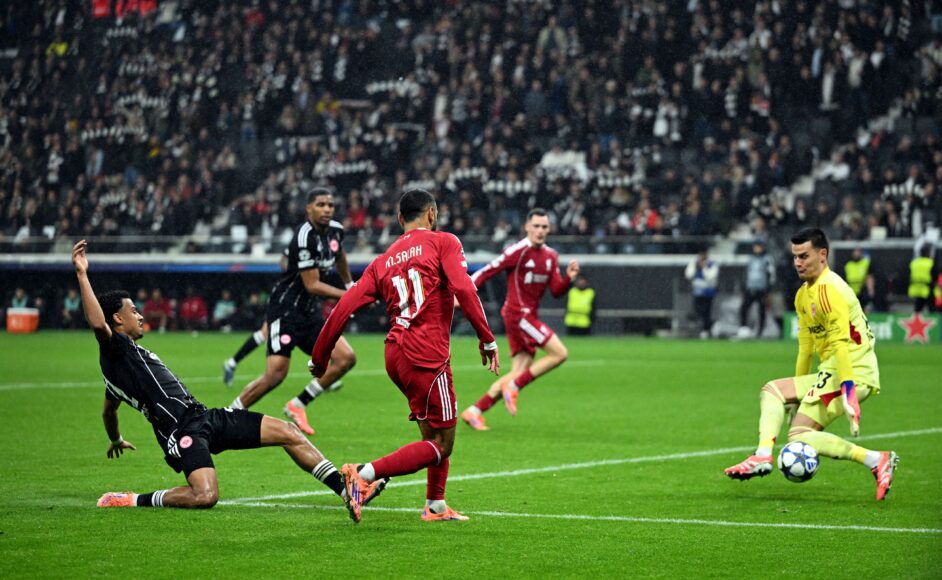 Mohamed Salah elimina referencias a Liverpool tras críticas por actuación en Frankfurt