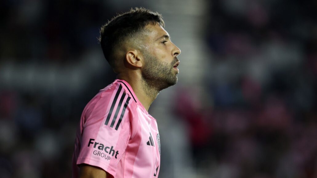 Messi brilla con un doblete en la victoria de Inter Miami contra Nashville