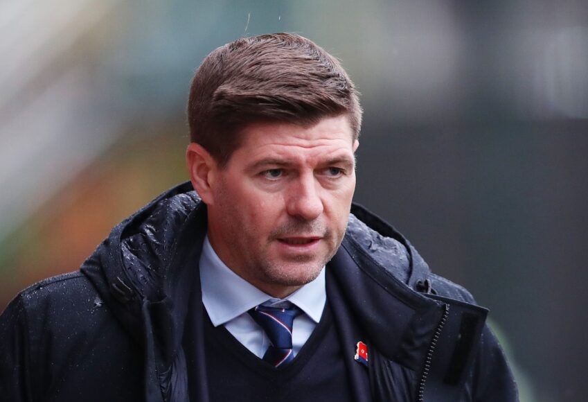 Gerrard ve a Wrexham o Birmingham como trampolín para dirigir Liverpool
