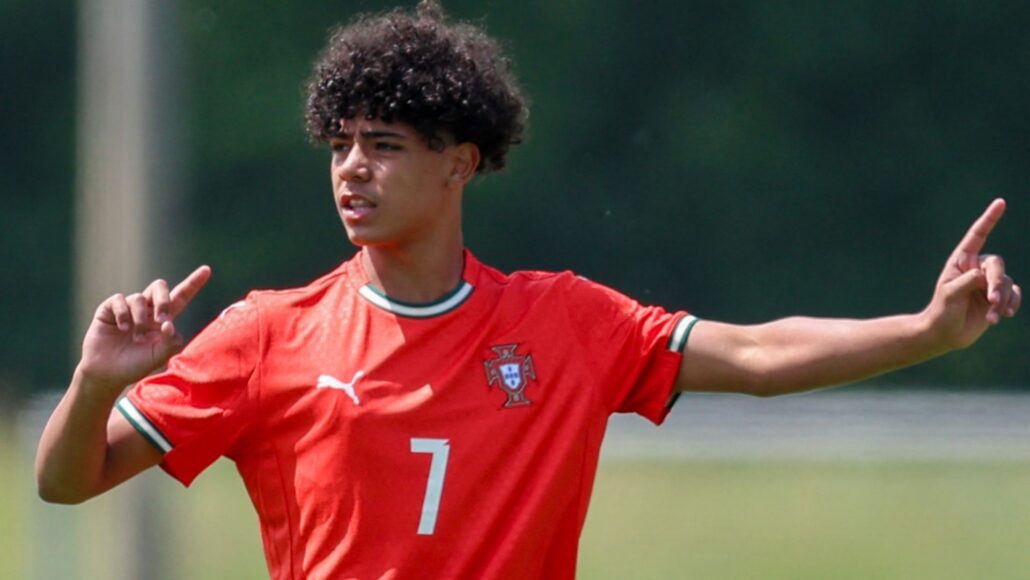 Hijo de Cristiano Ronaldo recibe convocatoria a la selección U16 de Portugal