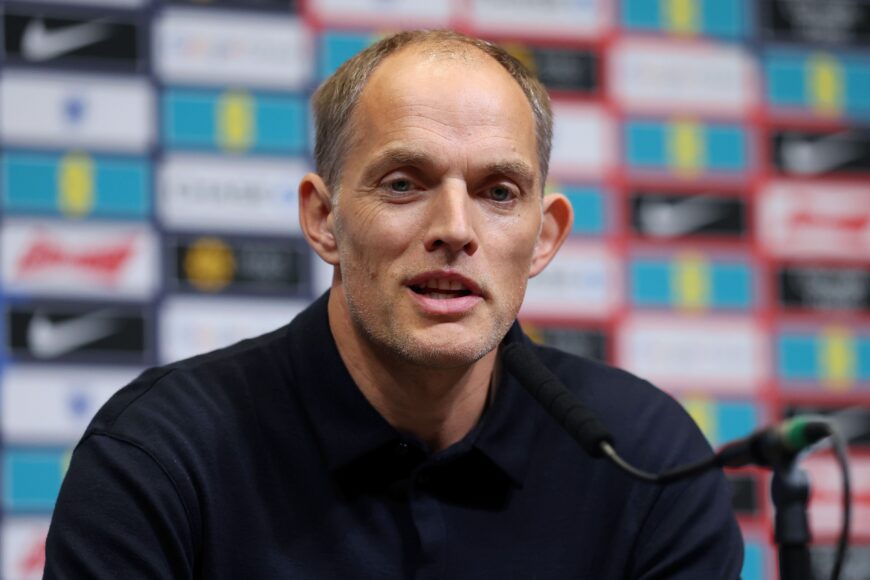 Grealish habla con Tuchel sobre su exclusión de la selección de Inglaterra