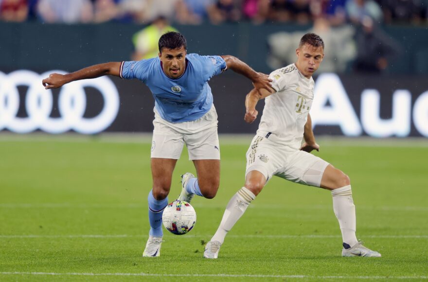 El mediocampista del Stuttgart rechaza comparaciones con Rodri y admira a Kimmich
