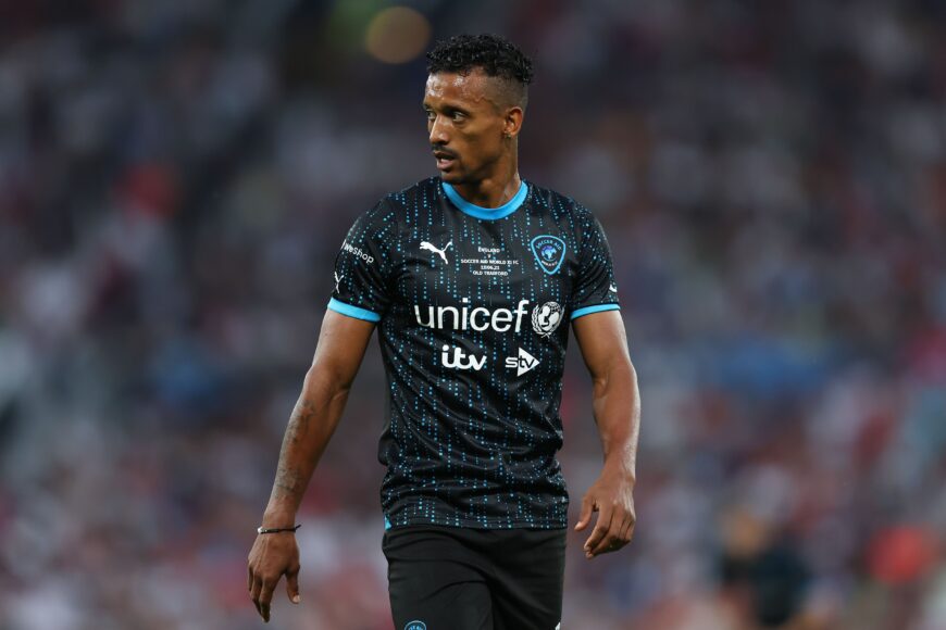 Nani pide a Cristiano y Rooney apoyar al Manchester United tras cambio de Amorim
