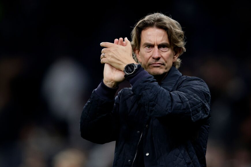 Thomas Frank compara a Xavi Simons con Florian Wirtz en la Premier League