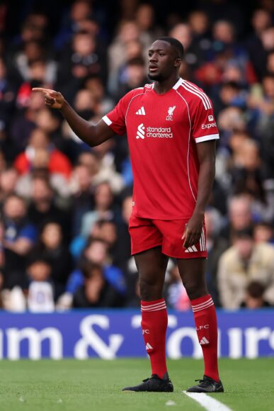 Estrella del Liverpool revela su miedo a gastar su salario de 70,000 semanales
