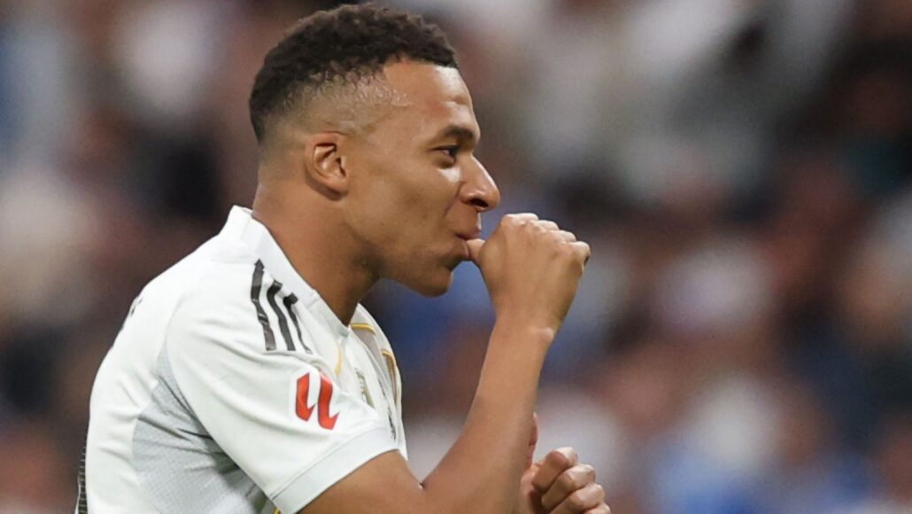 Mbappé se une a Ronaldo y Ronaldinho tras su gran desempeño en Clásico