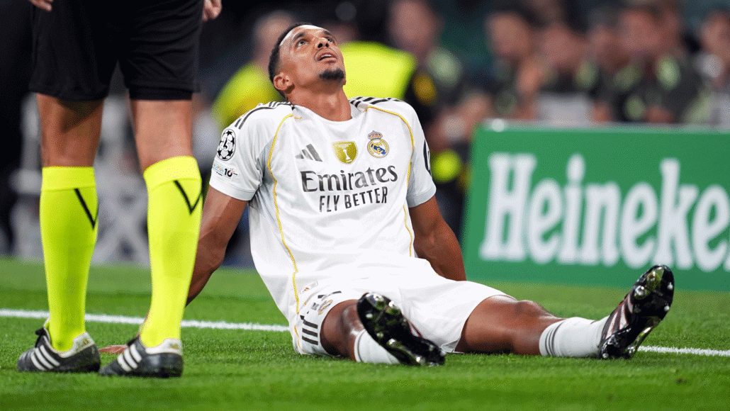 Gerrard advierte a Alexander-Arnold sobre riesgos en transferencias a Madrid