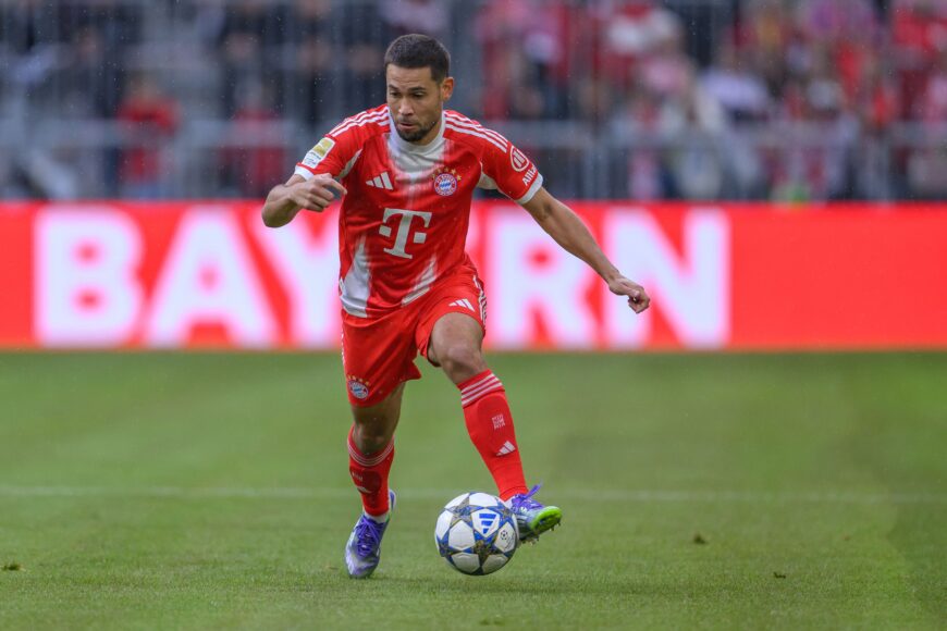 El futuro del lateral del Bayern Múnich es incierto por lesiones y poco juego