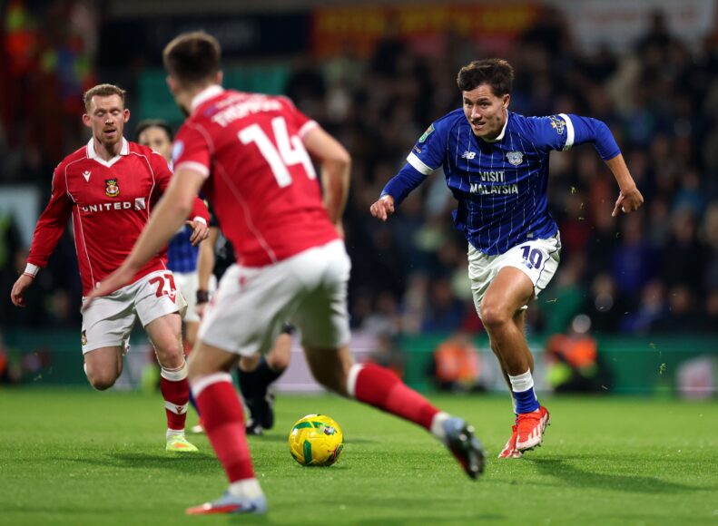 Wrexham eliminado de la Carabao Cup por Cardiff gracias al gol de un ex-Man Utd