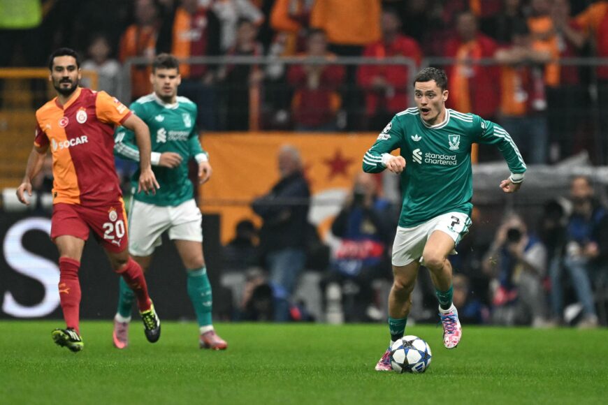 Carragher pide a Liverpool dejar a Wirtz tras su bajo rendimiento en Galatasaray