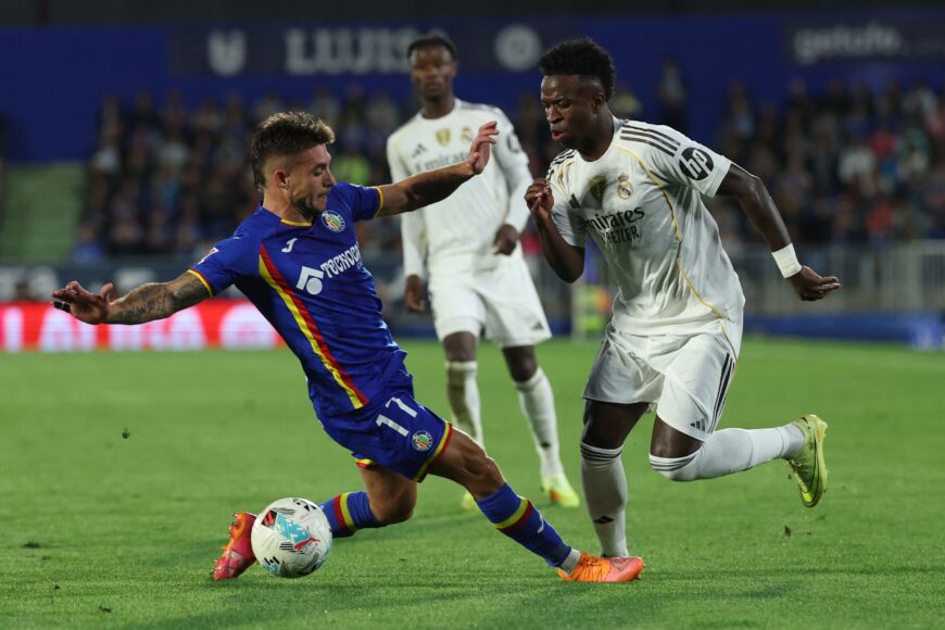 Xabi Alonso elogia a Vinicius Jr tras tarjeta roja en victoria de Real Madrid