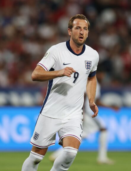 Harry Kane demuestra habilidades en NFL mientras Eze anota un touchdown