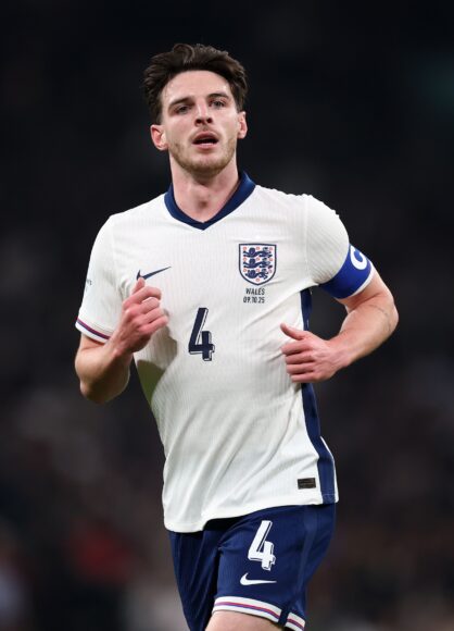 Declan Rice destaca cómo su nuevo rol impulsa a Arsenal y Inglaterra disfrutando fútbol