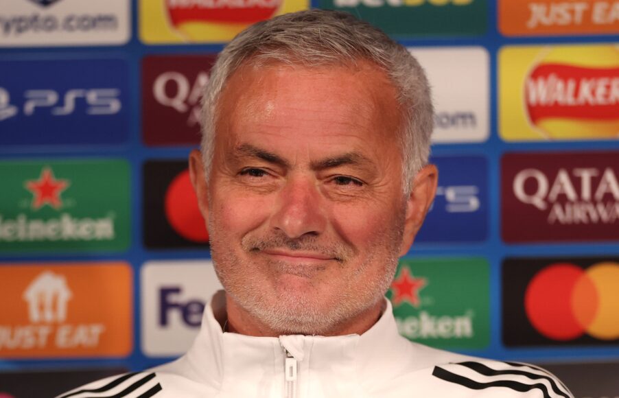 Eddie Howe admira a José Mourinho antes del choque en la Champions League