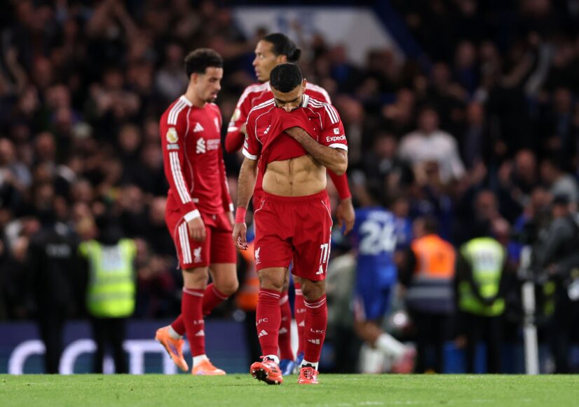Gary Neville critica a Salah, Wirtz y Gakpo tras derrota de Liverpool ante Chelsea