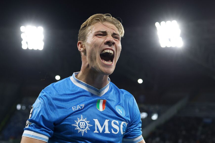 Rasmus Hojlund brilla en Napoli y Man Utd lamenta su salida según Conte