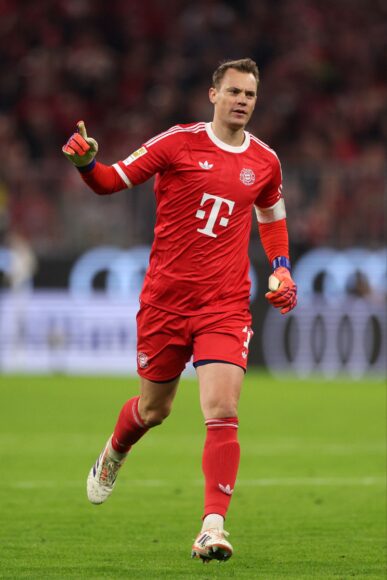 Manuel Neuer considera extender su contrato con Bayern a pesar de rumores de retiro