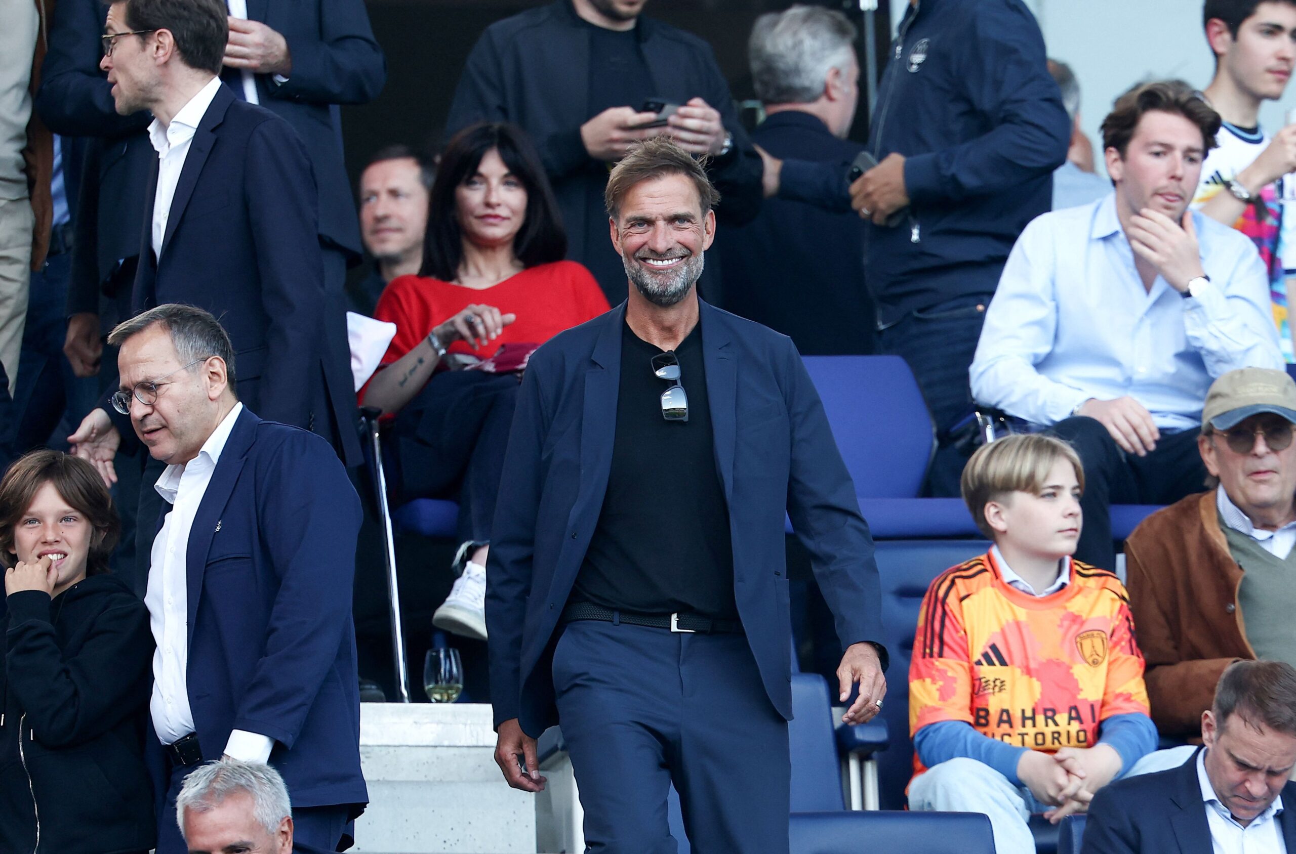 El fin de Slot en Liverpool: leyenda pide a Klopp un regreso sorprendente