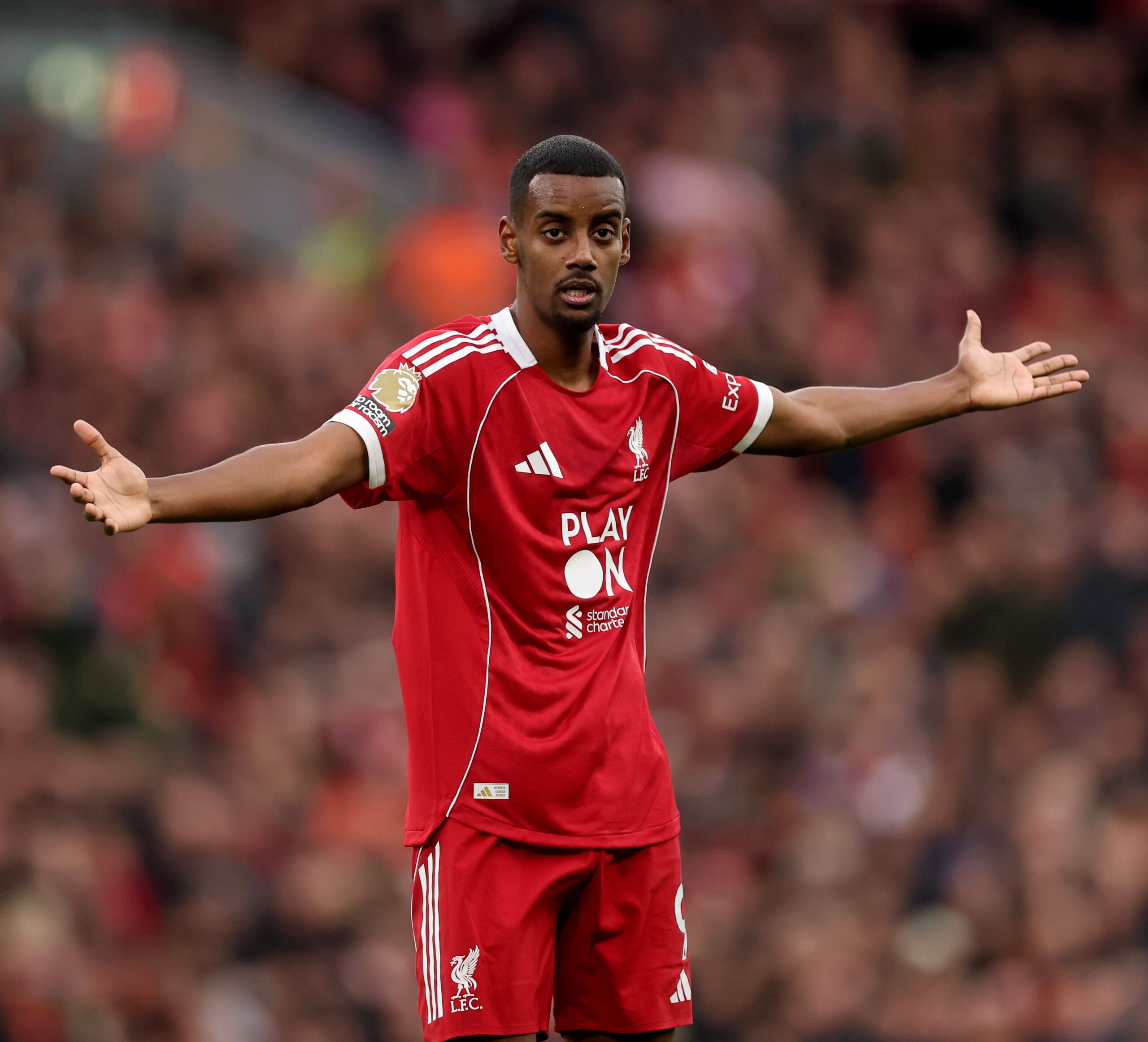 Alexander Isak rompe el silencio sobre sus lesiones tras regreso con Suecia