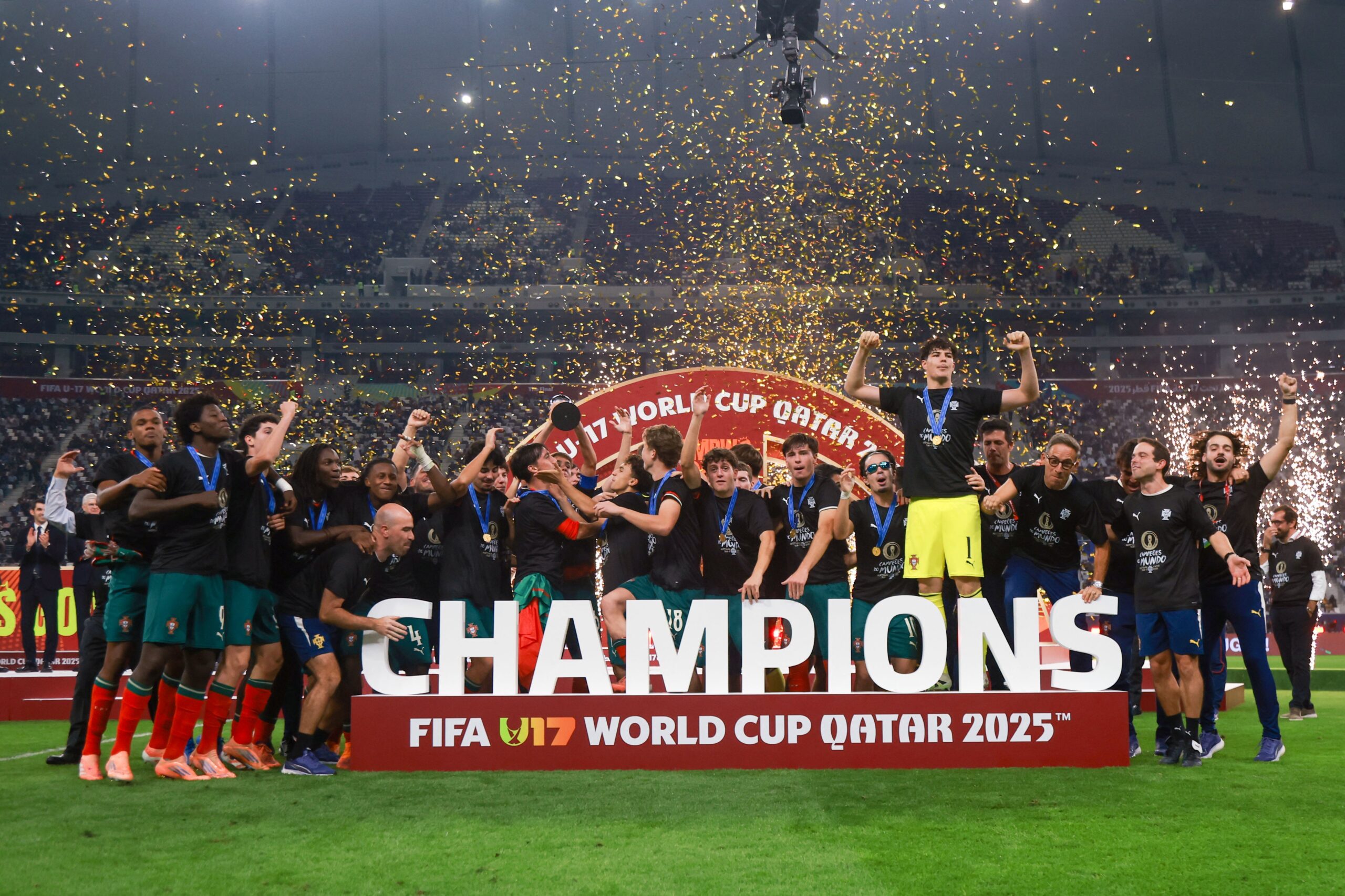 Cristiano Ronaldo celebra la victoria de Portugal en el Mundial Sub-17 2023