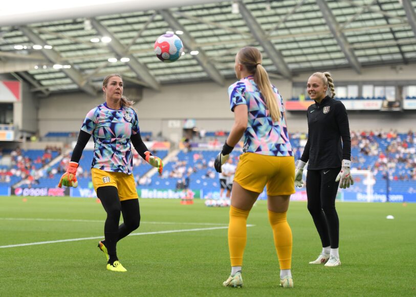Leyenda de Lionesses critica comentarios de Mary Earps y defiende a Wiegman
