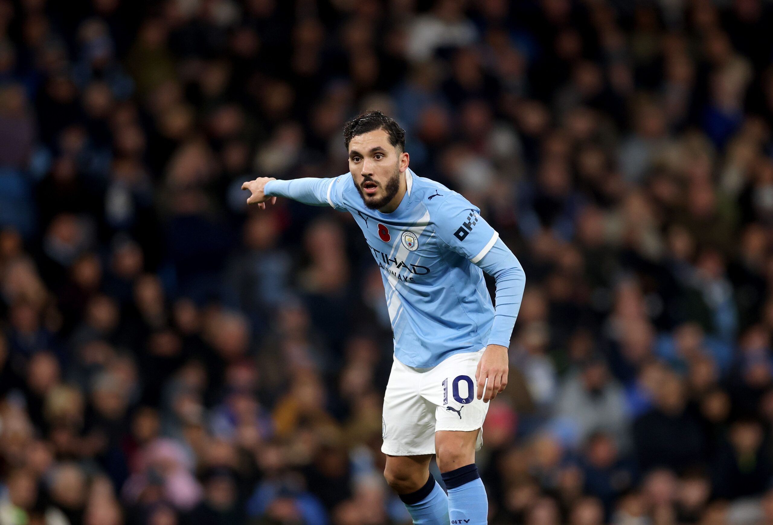 Rayan Cherki habla sobre sus objetivos tras fichar por Man City en 2023