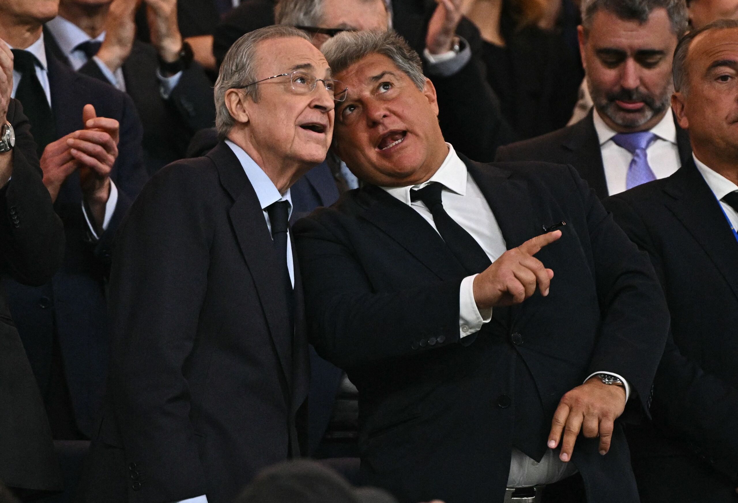 Barcelona responde a acusaciones de Real Madrid sobre sobornos arbitrales