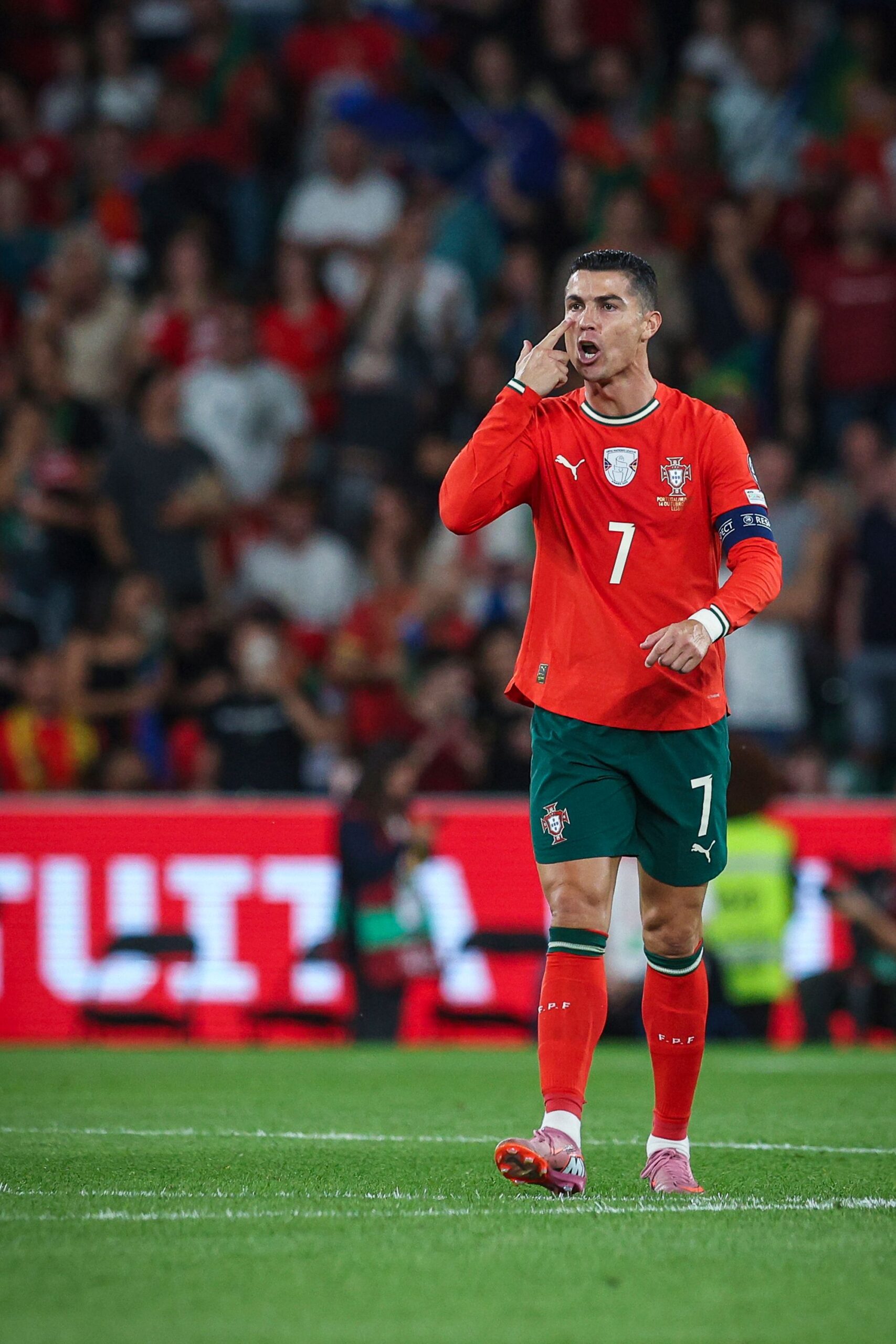 Inspiración para el futuro: las U16 de Portugal conocen a Cristiano Ronaldo