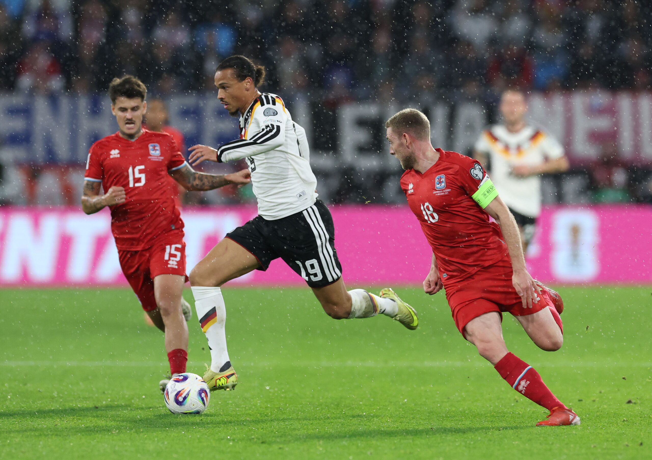 Leroy Sane brilla bajo la dirección de Nagelsmann en desafío emocionante