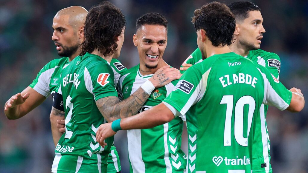 Antony brilla con dos golazos en victoria aplastante de Real Betis sobre Mallorca