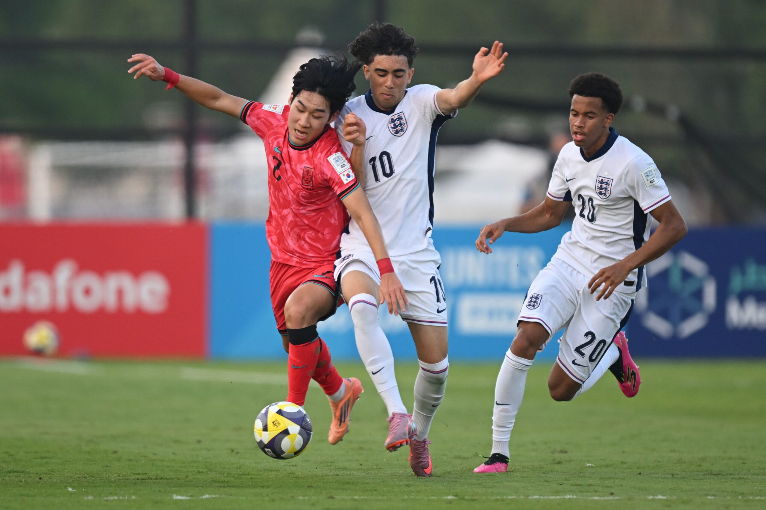 Reigan Heskey lidera a Inglaterra hacia el Mundial Sub-17 tras vencer a Corea