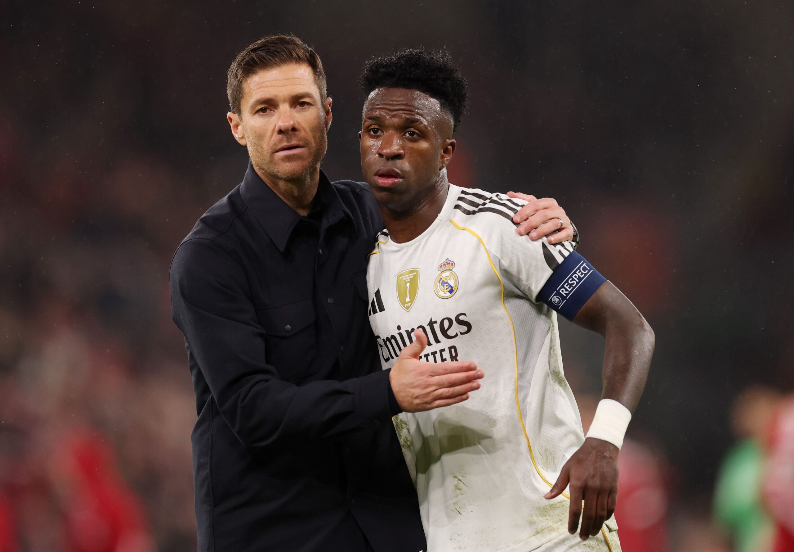 Apoyo de jugadores del Real Madrid a Vinicius Jr contra Xabi Alonso y Mbappé
