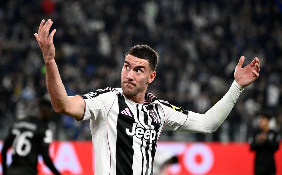 Bayern Munich busca delantero de Juventus, descarta opción por Jackson