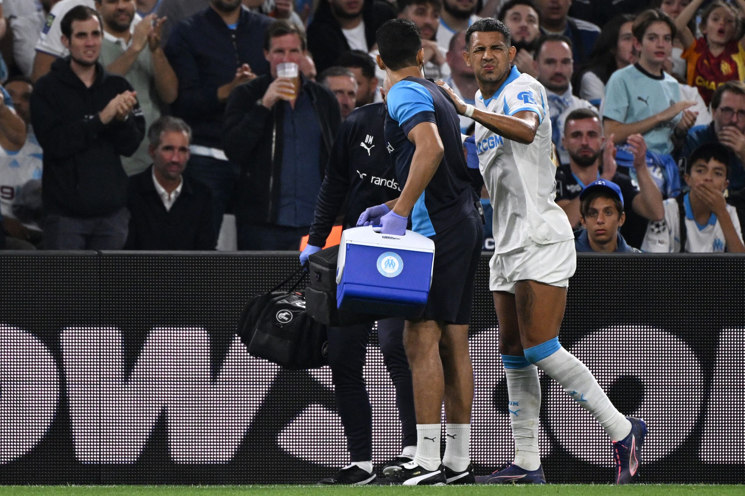 Marseille sufre otra baja por lesión antes del choque con Newcastle