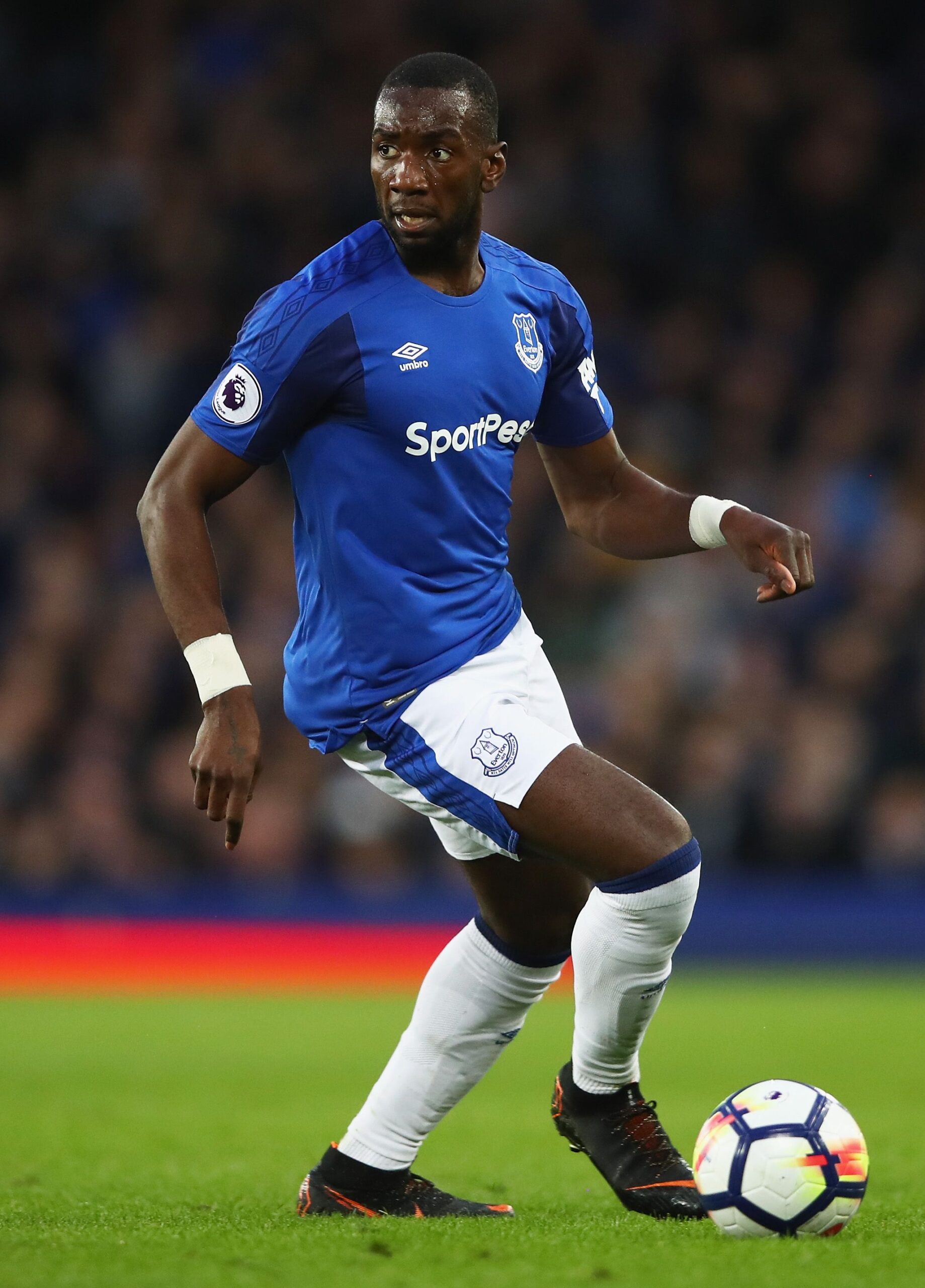 Ex-estrella del Everton critica a Gary Neville por su análisis en el fútbol