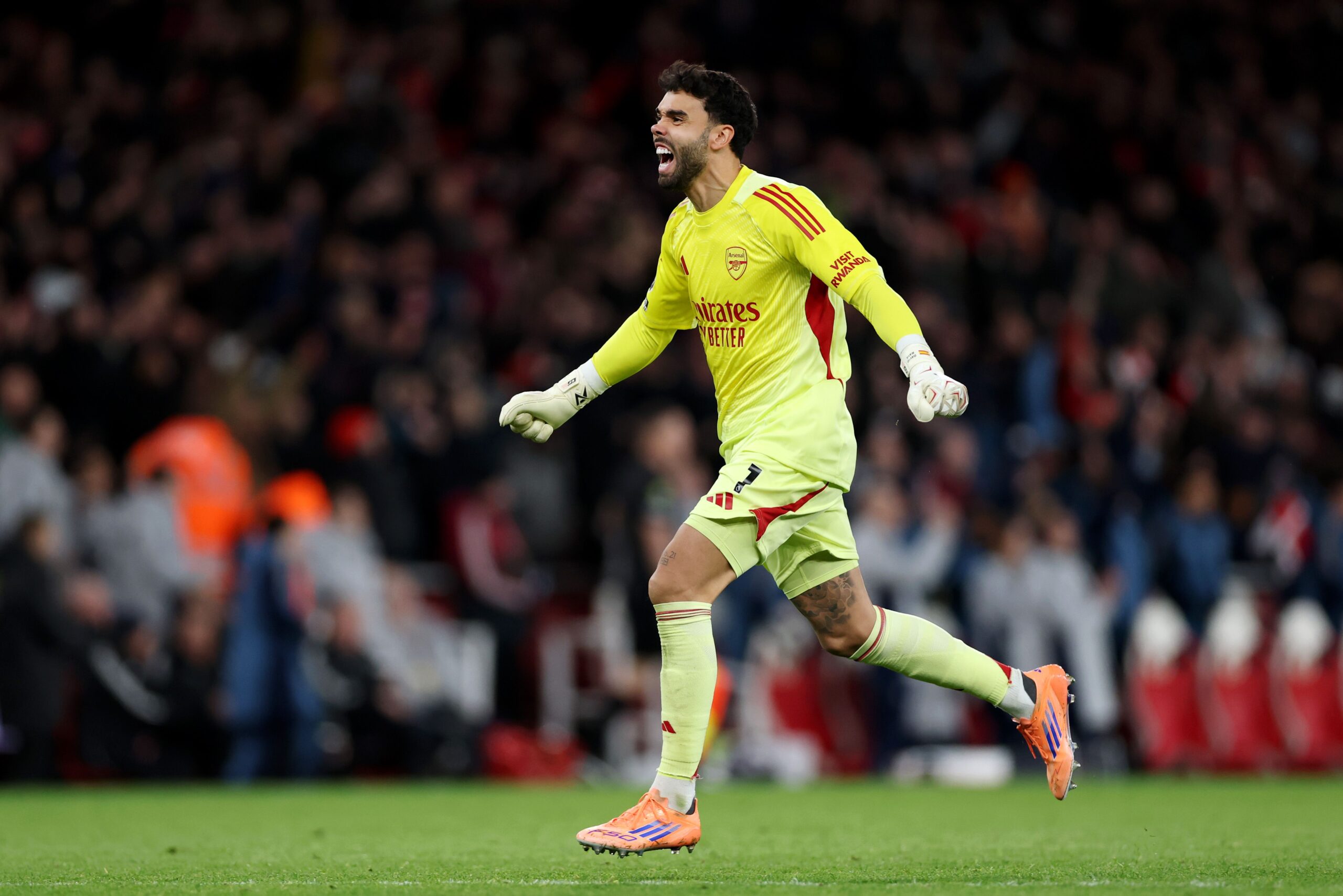Eberechi Eze brilla en el derbi: Hat-trick y triunfo del Arsenal sobre Tottenham
